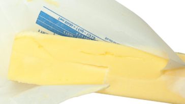 Florida man eats diet of butter, cheese, beef; cholesterol oozes from his body
