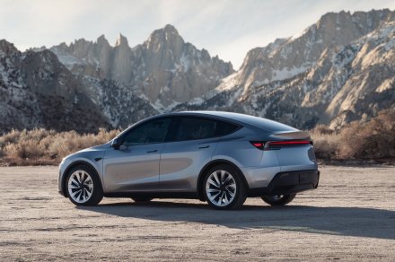 Tesla reveals U.S. rollout date for its redesigned Model Y