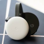 Google Chromecast bug shrinks the time and weather on Ambient Mode