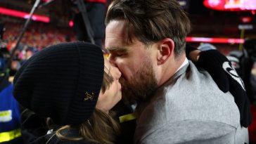 Taylor Swift passionately kisses Travis Kelce on field after Chiefs defeat Bills to play in Super Bowl 2025