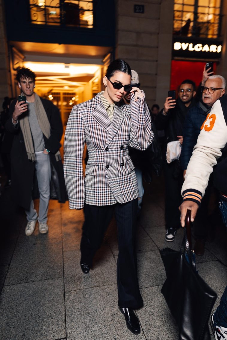 Boxy Blazers Are on Their Way Out, Per Hailey Bieber and Kendall Jenner