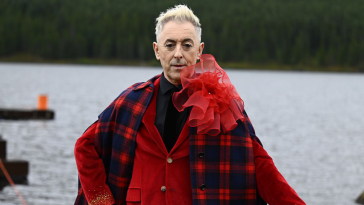 Alan Cumming Tears Trump A New One Live On The View