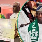 Breaking: Jubilation as Nigeria’s flag designer, Taiwo Akinkunmi’s family gets N30m donation