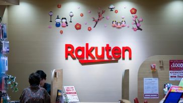 Rakuten drops IPO plan, shifts strategy in competitive market