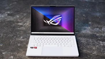 This compact OLED gaming laptop with RTX 4060 is $500 off today