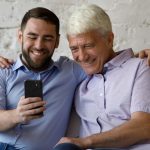5 Ways To Simplify The iPhone For Seniors, Making It More User-Friendly