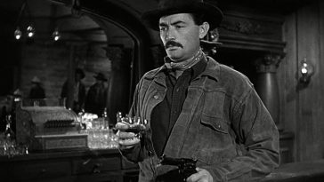 Ethan Hawke To Pen “The Gunfighter” Remake