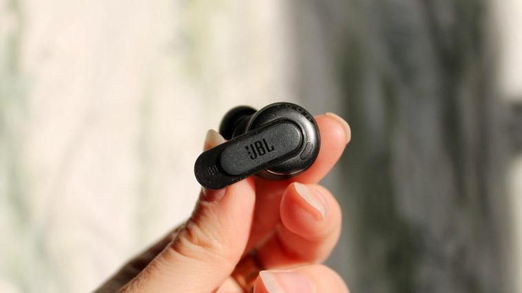 These wireless earbuds I tried are worth a listen