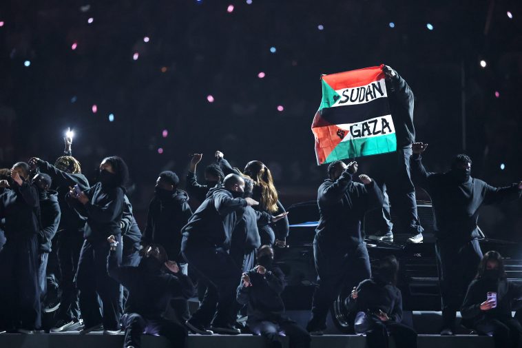 Performer in Kendrick Lamar’s Super Bowl Halftime Show Detained for Unfurling Sudanese-Palestinian Flag