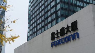 Foxconn reports strong January sales, expects Q1 growth