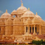 Dva grada u jednom, čudesna arhitektura, impozantna povijest, ali i razvoj