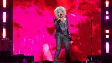 Cyndi Lauper Announces Final North American Dates of Farewell Tour