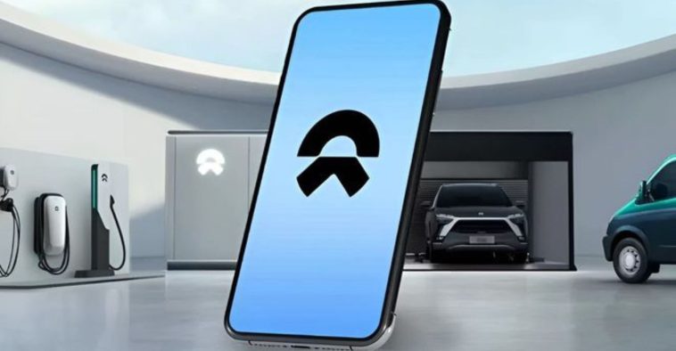 NIO Proactively Shrinks Its Mobile Phone Business