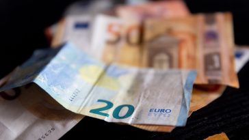 El PP plantea en el Congreso dedicar un día para impulsar el pago solo en efectivo