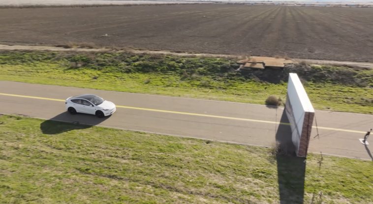 Tesla’s Self-Driving Fails the Wile E. Coyote Test