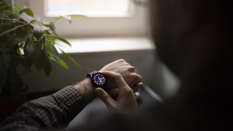 ¿Por qué cambiamos la hora en el mes de marzo?