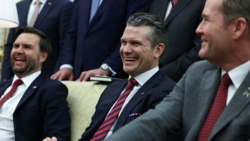 Trump-Regierung : US-Kabinett diskutiert Schläge gegen Huthis – und ein Journalist liest alles mit