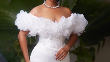 Look Effortlessly Chic On Your Civil Wedding With This Lovely Inspo