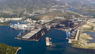 Luka Ploče do daljnjeg obustavlja trgovinu robom