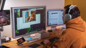 I fell in love with the 30-inch Apple Cinema HD display