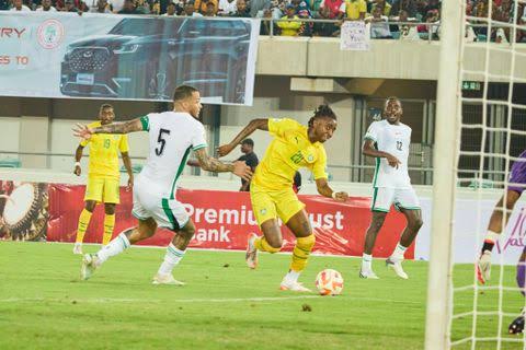 “Not giants, but ants” – AFCON bronze medallist slams Super Eagles following Zimbabwe draw