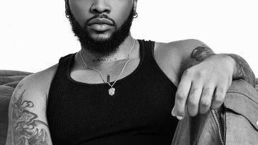 Please cover your lady parts