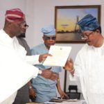 Oluwaloni sworn-in as Ayobo-Ipaja LCDA chairman, donates ambulance to PHC