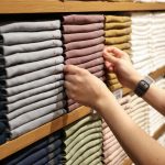 La patronal de la confección y moda tilda de «punto de partida» celebra el plan de Sánchez ante los aranceles de Trump