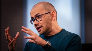 Google is allegedly paying some AI staff to do nothing for a year rather than join rivals