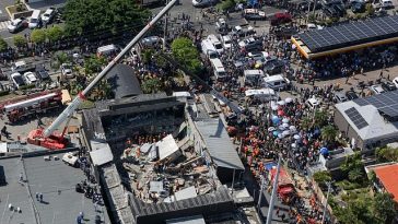 At least 44 dead and 160 injured in a roof collapse at a nightclub in the Dominican Republic