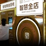 In Shanghai, All That Glitters Can Be Sold — at an ATM for Gold