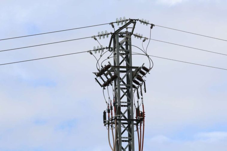 El precio de la luz crece el domingo hasta los 10,71 euros/MWh