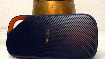 Sandisk Extreme Pro SSD with USB4 review: Good performance, when it connects at full speed