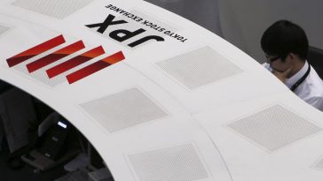 Stocks, dollar rebound in Asia as Trump steps back