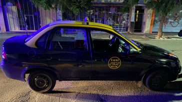 Dormido al volante: un taxista se quedó a pie por un test de alcoholemia en el centro