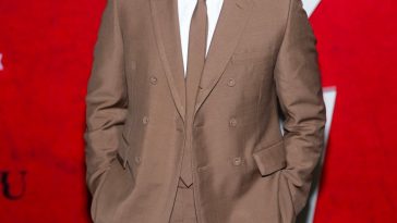 Penn Badgley recalls ‘Gossip Girl’ co-star Michelle Trachtenberg’s ‘childlike’ quality after ‘surreal’ death