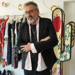 Desfile de moda en Funes: Benito Fernández presenta su colección y eleva Alas para Soñar
