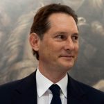 Stellantis cerca il successore di Tavares, chi sono i due favoriti