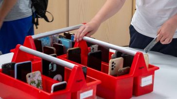 Finland Bans Smartphones in Schools