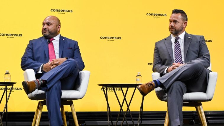 IRS’ Crypto Leads Are Leaving the Agency After Accepting DOGE Deals