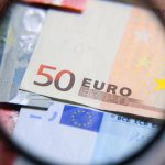 Pri milijardah za okrevanje ni jasno, kaj državljani dobijo za svoj denar