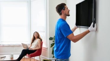 Top Benefits of Professional TV Wall Mounting Services