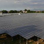 La Cina investe nel solare e riduce la CO2, una lezione per l’Ue: il confronto con l’Italia