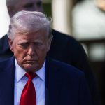 A crise silenciosa do dólar: endividamento e tarifaço complicam hegemonia dos EUA?