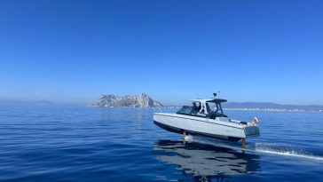Una empresa sueca impulsa el primer viaje en barco eléctrico para cruzar el estrecho de Gibraltar en una hora