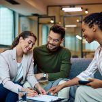 Reading the room: A real estate agent’s guide to non-verbal communication