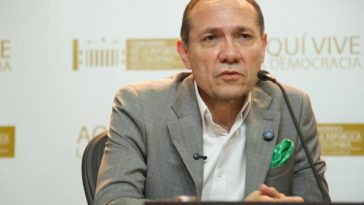 Mintrabajo arremete contra el Congreso por ponencia de la reforma laboral