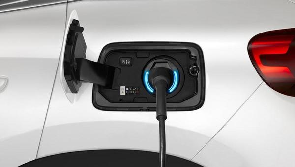 Kako uspešni so avtomobilski proizvajalci pri razogljičenju?