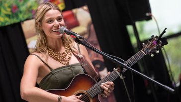 Izzy Burns performed at the NW Folklife Festival on May 26, 2025