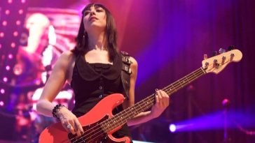 “I was bartending, and I was like, ‘Hey, Mom, can you just watch the bar for half an hour? I have an audition across the street’”: Mars Volta bassist Eva Gardner recalls her audition with one of the world’s biggest pop stars